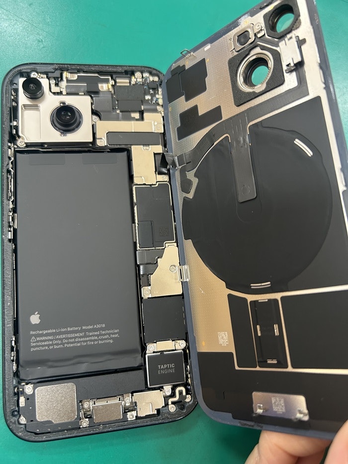 iPhone　アイフォン　カメラ　修理　春日井