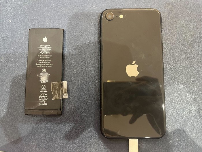 あいふぉん　アイフォン　iPhone SE2　バッテリー バッテリー交換