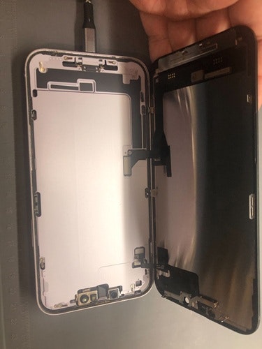 iPhone14plus　画面交換即日　豊橋修理