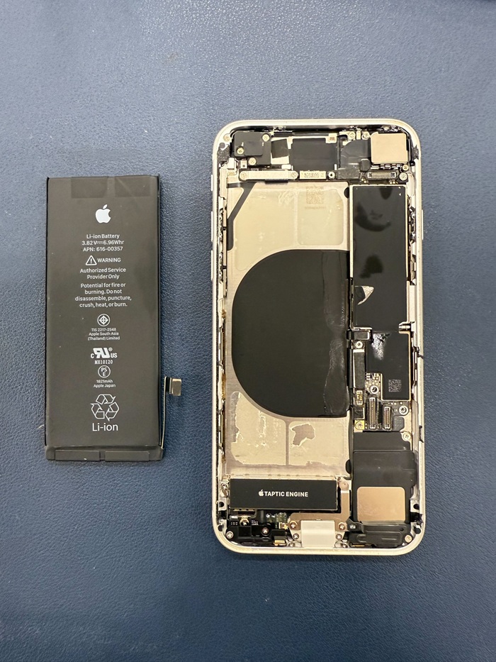 iPhone - iPhone8 64GB バッテリー交換済み iPhone8 バッテリー / iPhone アイフォン 8 電池 交換 自分 安い