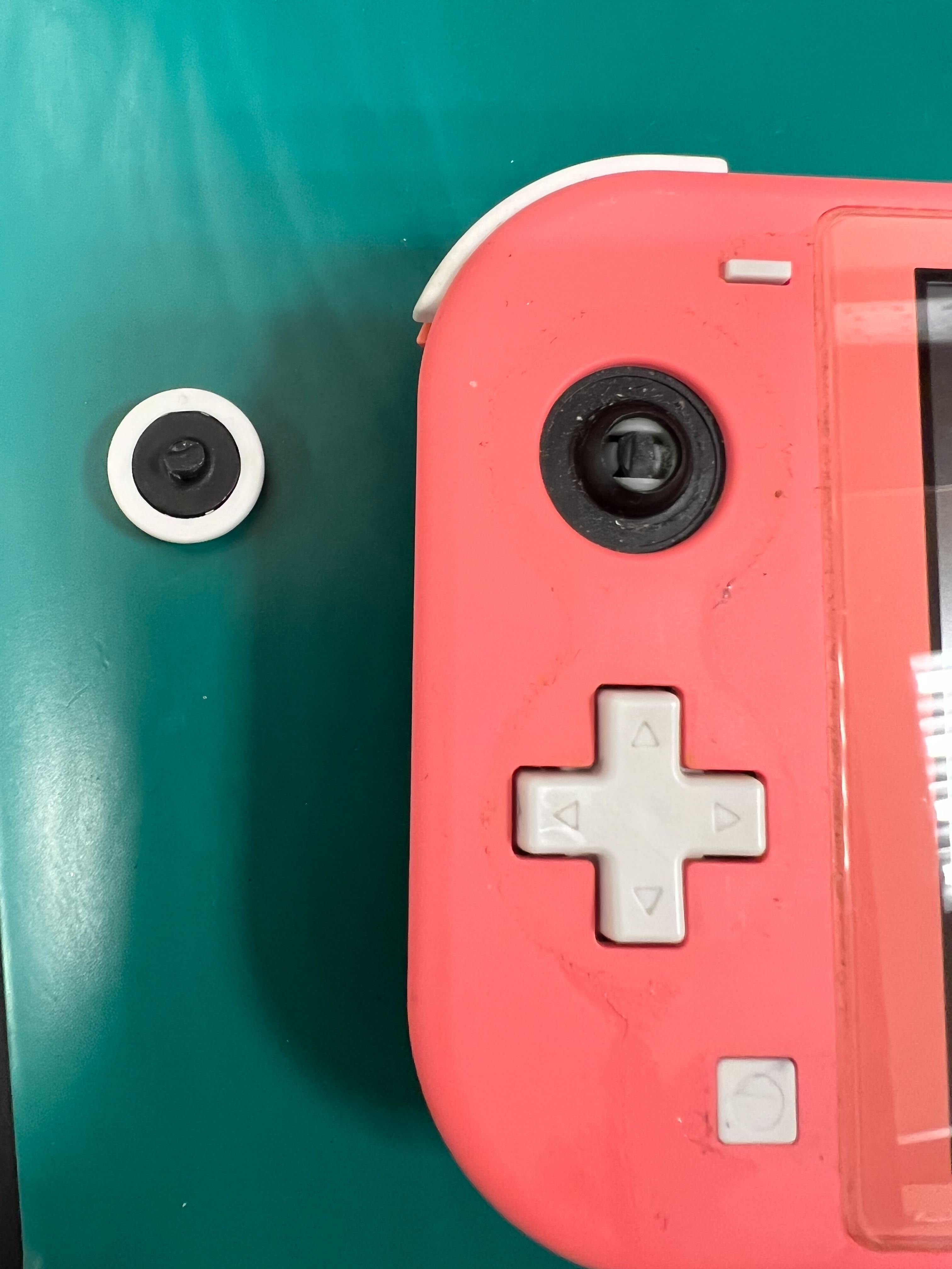 豊川市・当日修理OK】Switch Liteのスティックが折れた！当日90分で