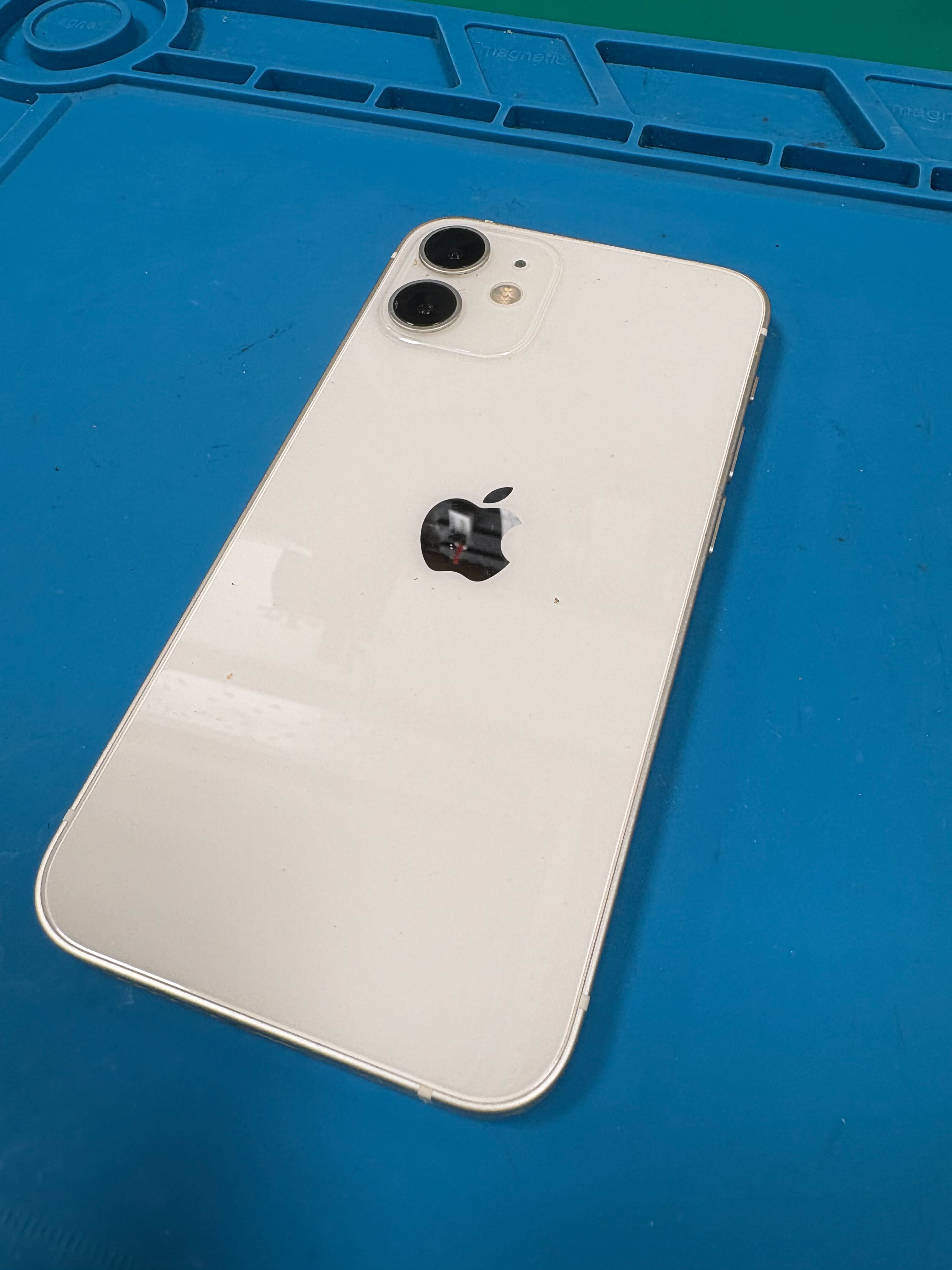 iPhone12 mini アウトカメラ交換修理レポート｜まちスマ豊橋店（イオン