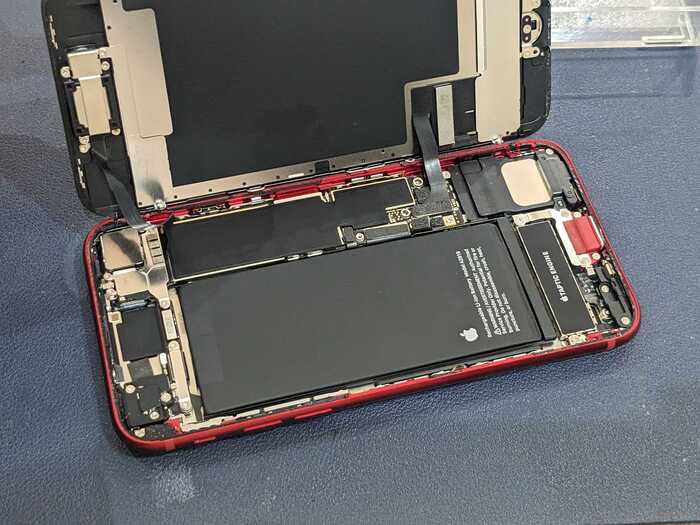 岡崎市】iPhoneSE 第3世代 SE3 バッテリー交換 まちスマ岡崎店