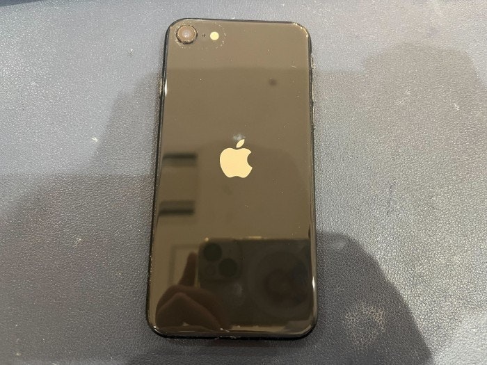 あいふぉん　アイフォン　iPhone SE2　バッテリー バッテリー交換