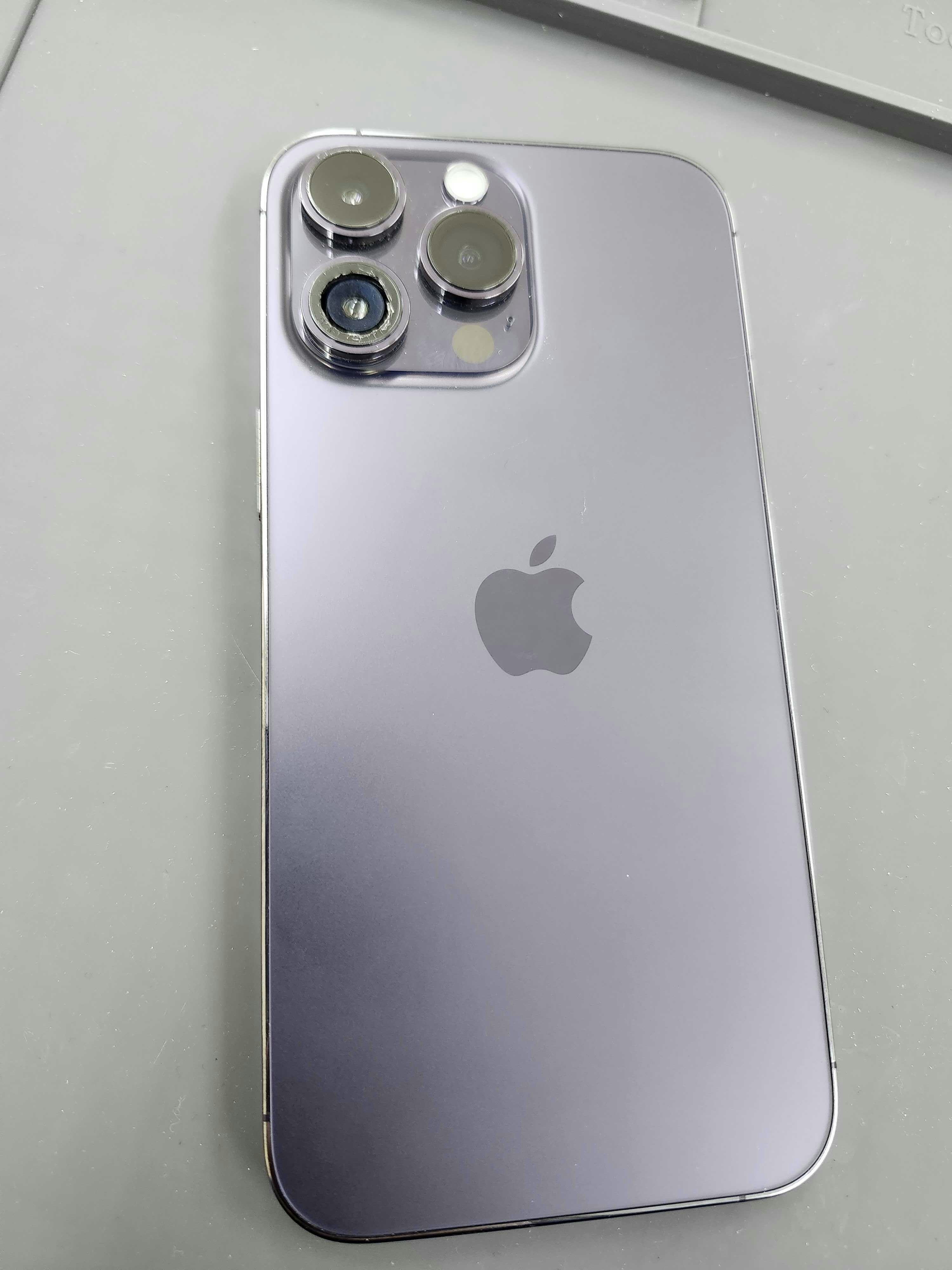 iPhone 14 Pro カメラレンズ修理 前