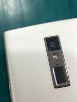 【修理実績】URBANO V04 カメラレンズが割れてしまった！