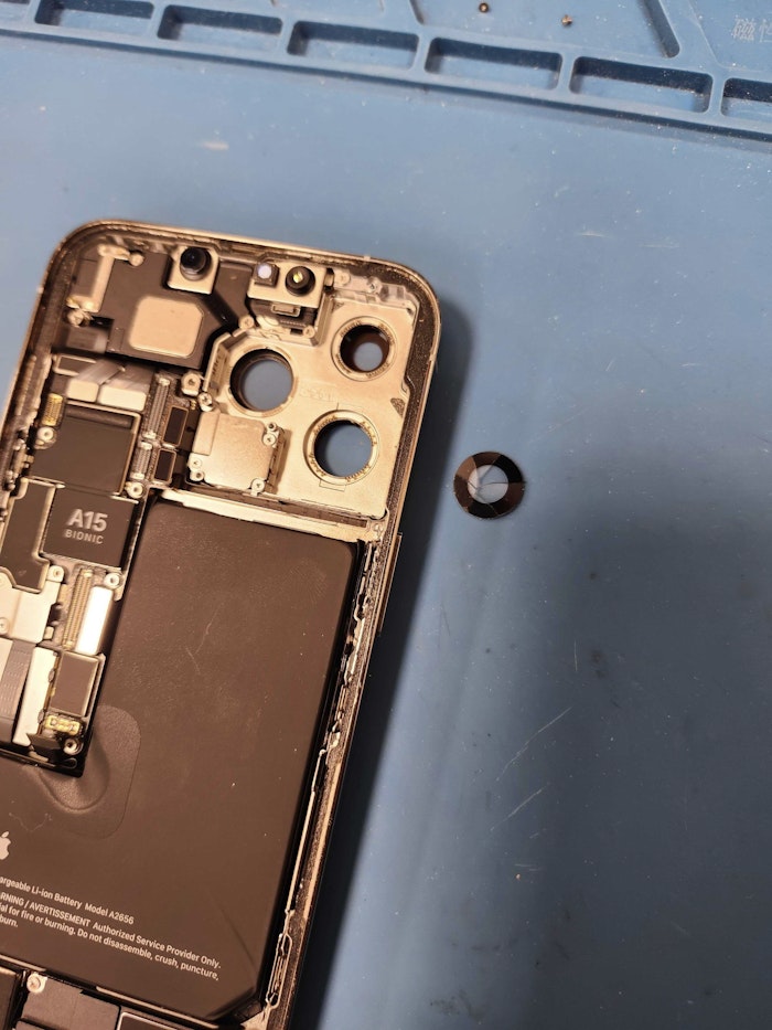 iPhone13pro レンズ交換