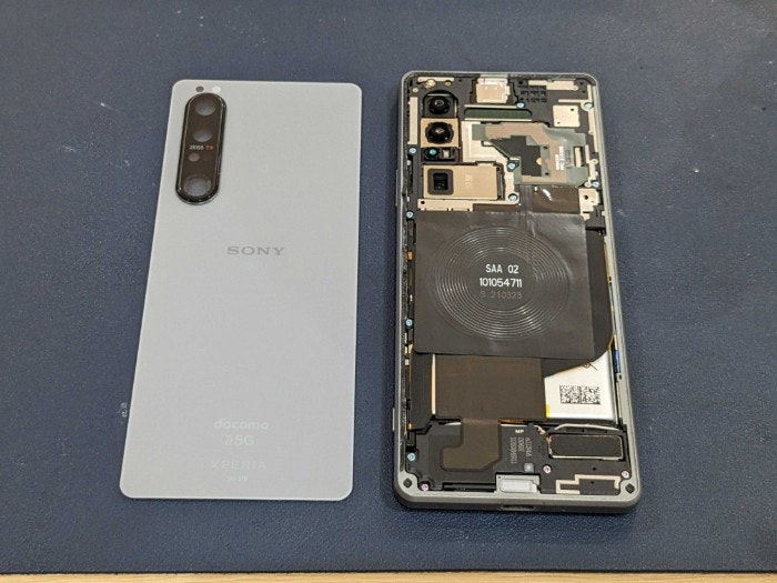 Xperia 1 III 画面修理 画面に線 画面映らない 画面割れ