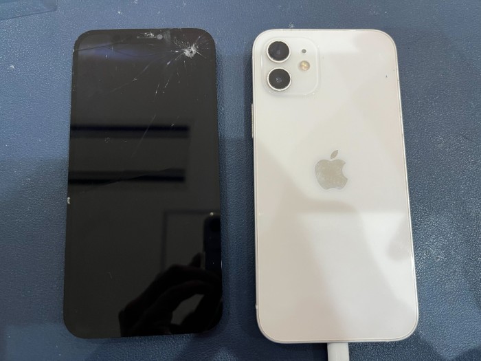 iPhone 12 画面修理 【豊田】