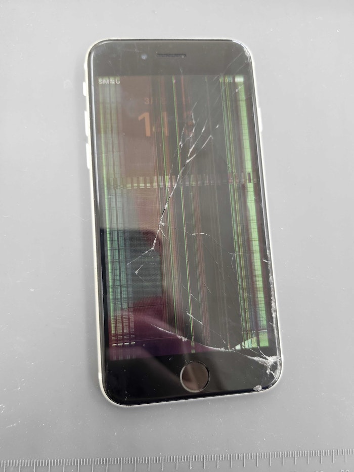 iPhoneSE2 iphone修理 修理 画面交換 画面割れ 画面修理 豊橋 豊川 新城 岡崎 蒲郡 湖西 浜松 液晶不良