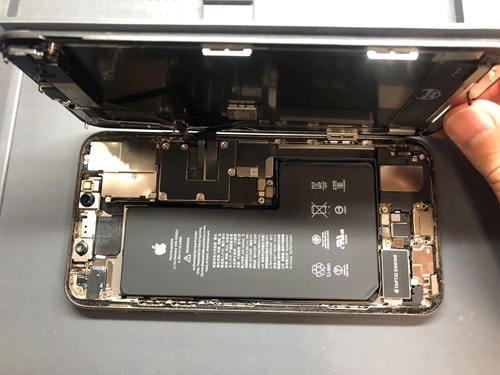 iPhone11Pro　画面交換　豊橋修理