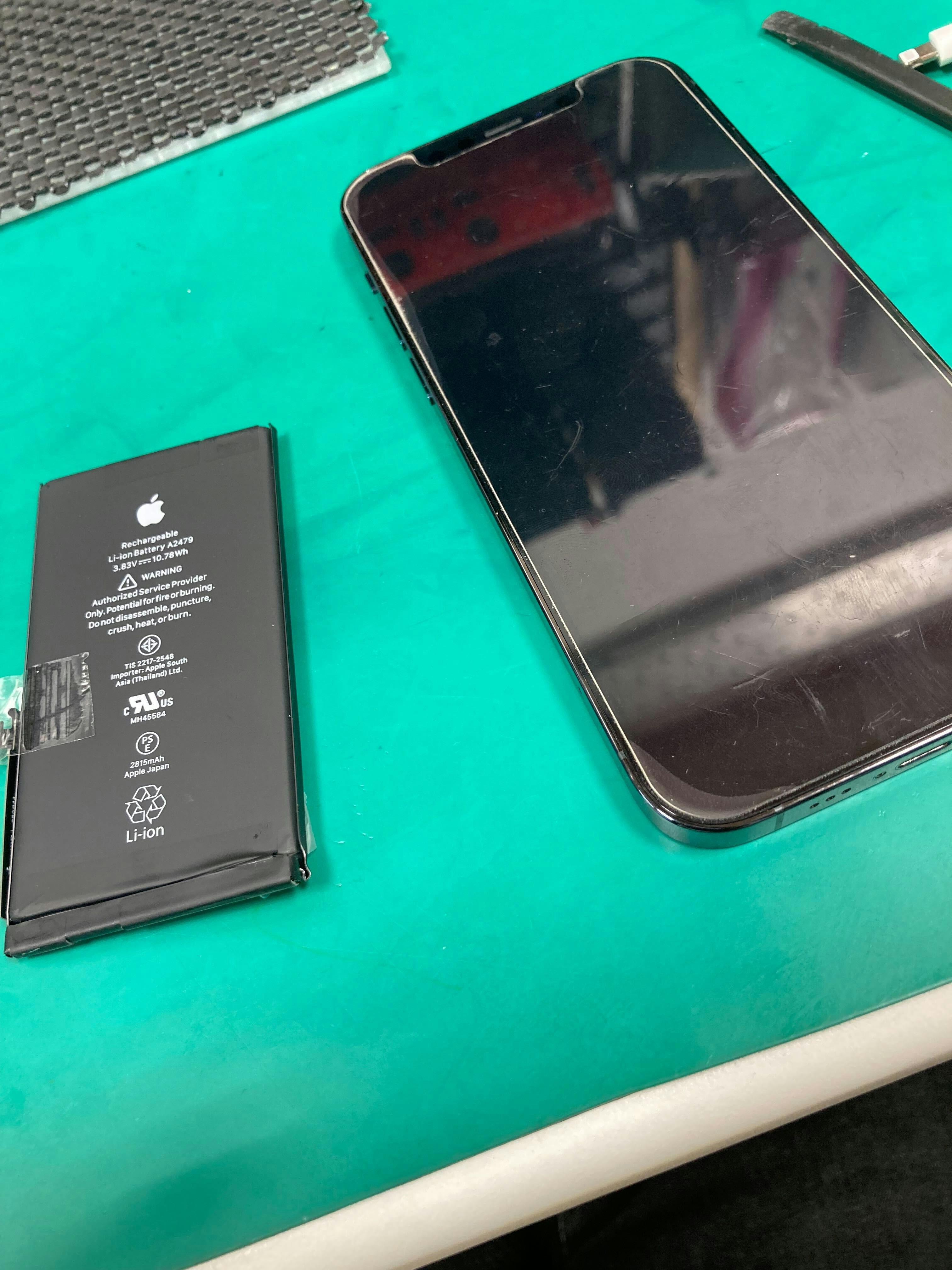 iPhone12　充電減り速い