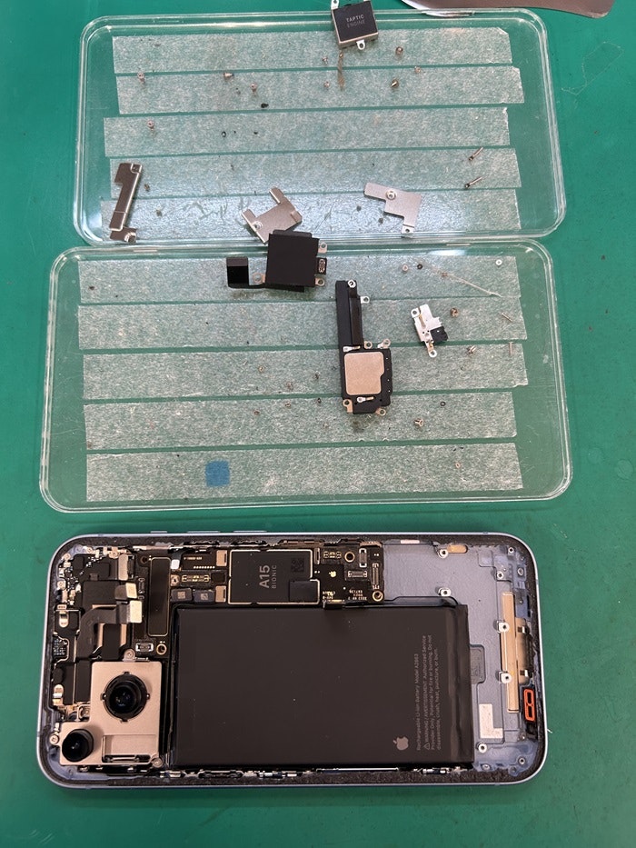 アイフォン　スマホ　修理　iPhone14　発熱　春日井