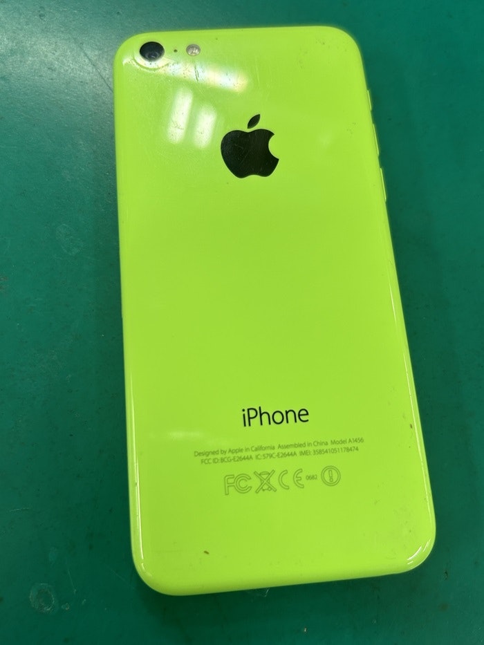 iPhone　スマホ　修理　iPhone5ⅽ　電源つかない　春日井市・高蔵寺・瀬戸市・尾張旭市・多治見市・長久手市・守山区その他名古屋