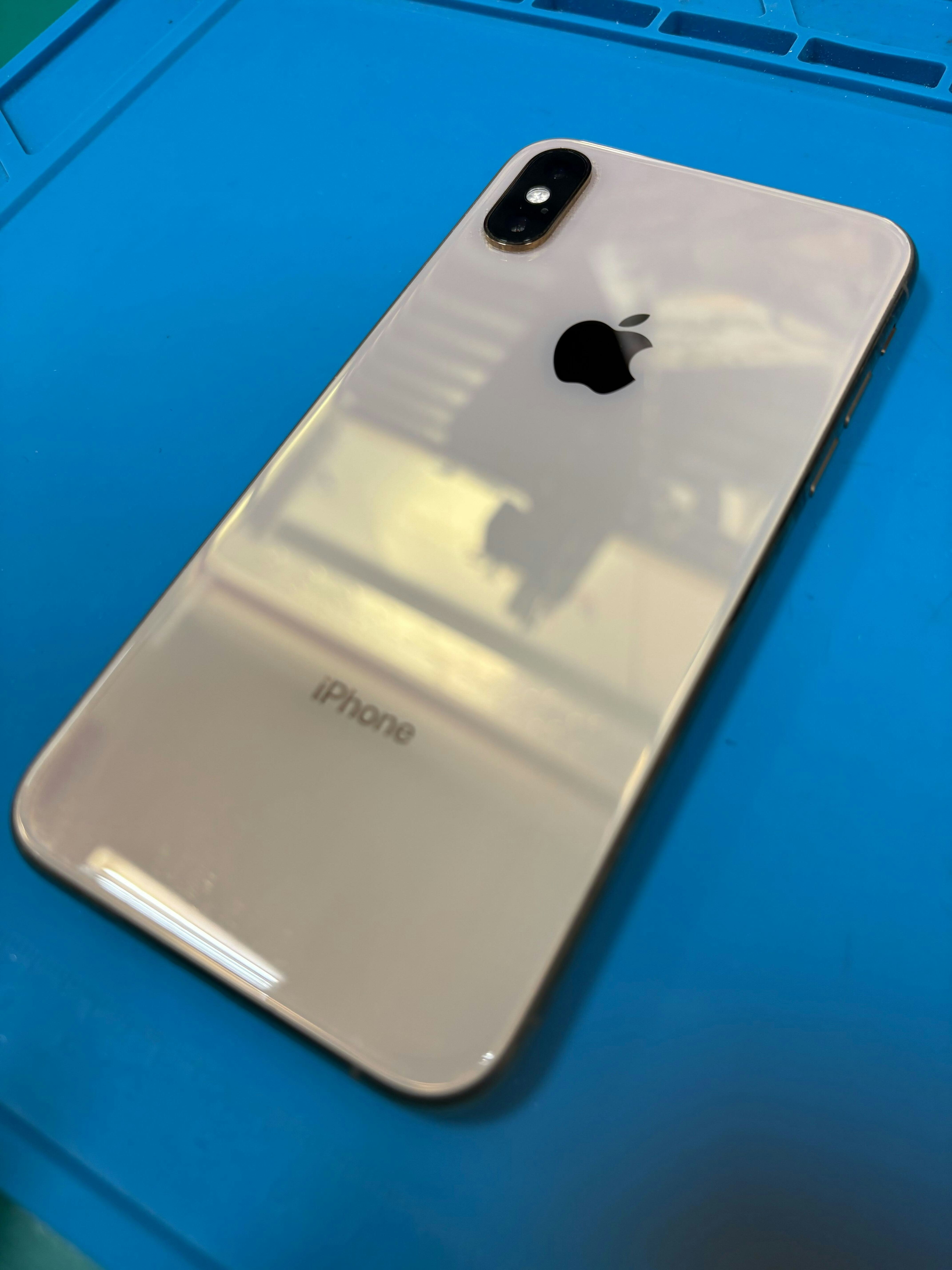 iPhoneXS　画面交換　画面修理即日