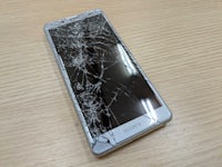 iPhone修理105Store