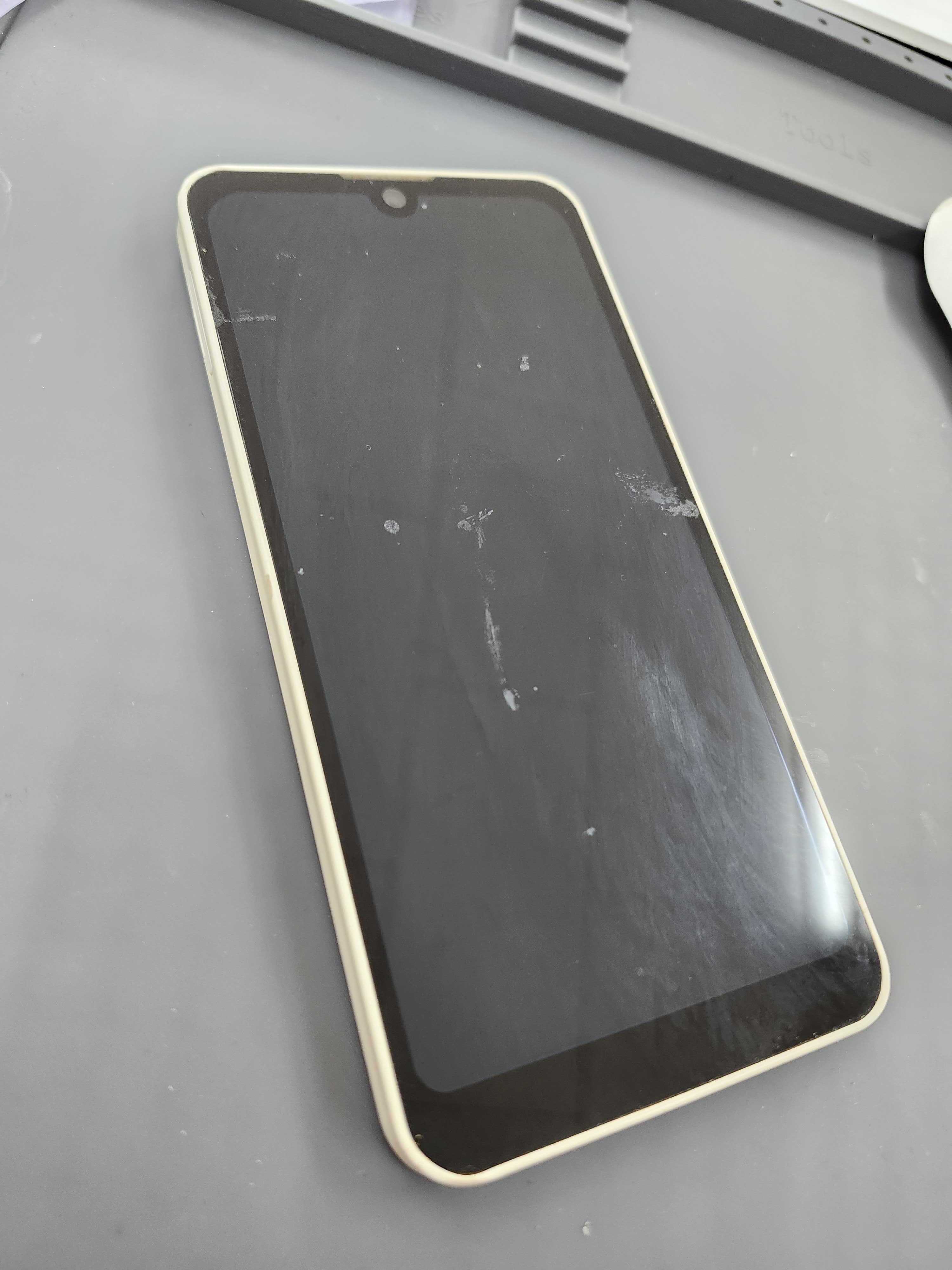 豊川市・当日修理】AQUOS wish3の電池持ちが悪い症状でバッテリー交換
