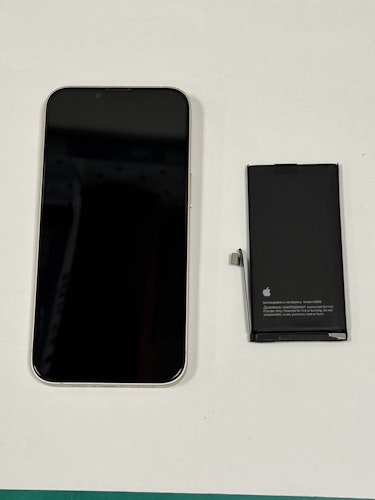 春日井市でiPhone 13のバッテリー交換】電池の減りが早い症状を最短40