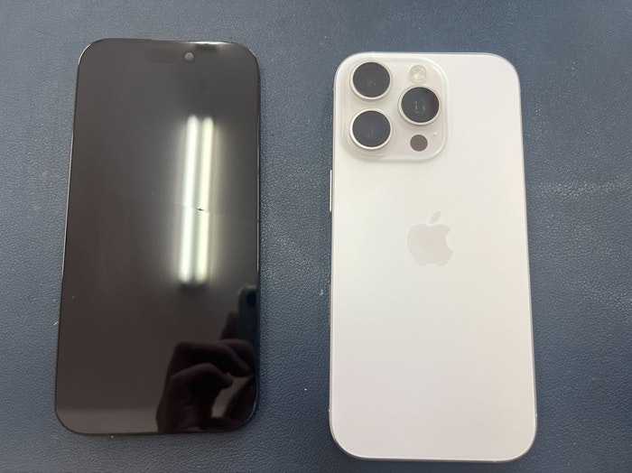 iPhone 16Pro　画面割れ　画面修理　画面交換　液晶割れ　液晶修理　液晶交換