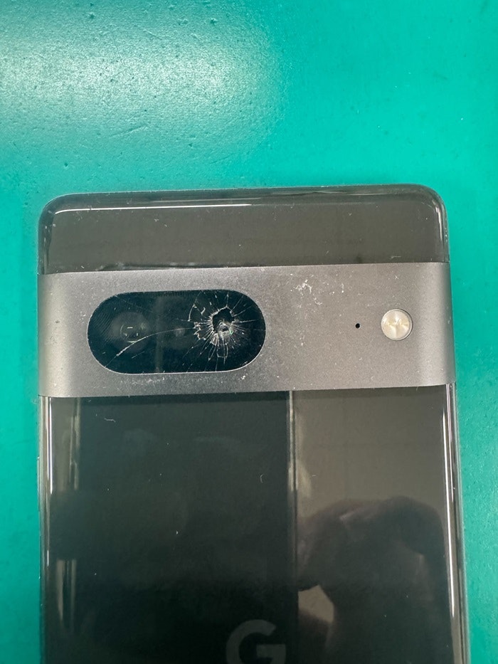 Pixel　豊川市　Pixel7　スマホ修理　修理　Android　レンズ割れ　カメラレンズ修理　豊川　豊橋　新城　蒲郡　湖西　浜松