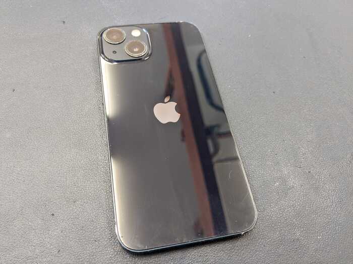 iPhone13 画面割れ、液晶漏れあり、非正規液晶修理品 iPhone13】画面割れ、液晶漏れ修理をしました！ | iPhone修理・iPad