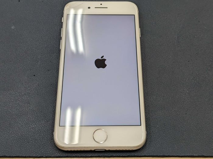 iPhone 7 バッテリー 電池 交換 交換方法 充電持ち バッテリー持ち 修理 治す 直す 