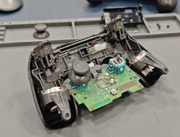pa4 コントローラー スティック勝手に動く