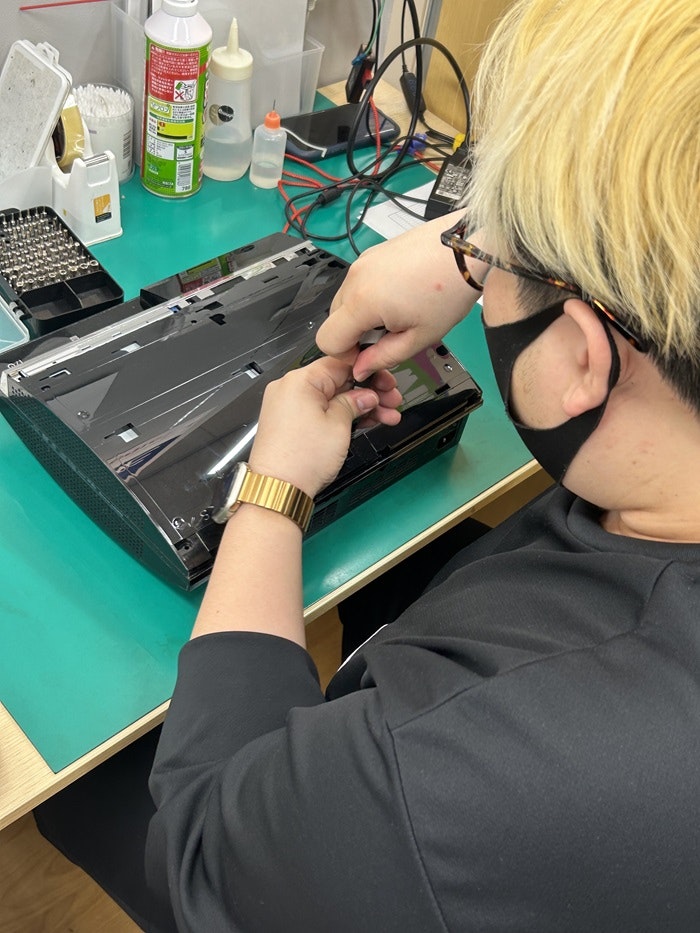 Android　Moto G53y 5G　画面交換　春日井市・高蔵寺・瀬戸市・尾張旭市・多治見市・長久手市・守山区その他名古屋