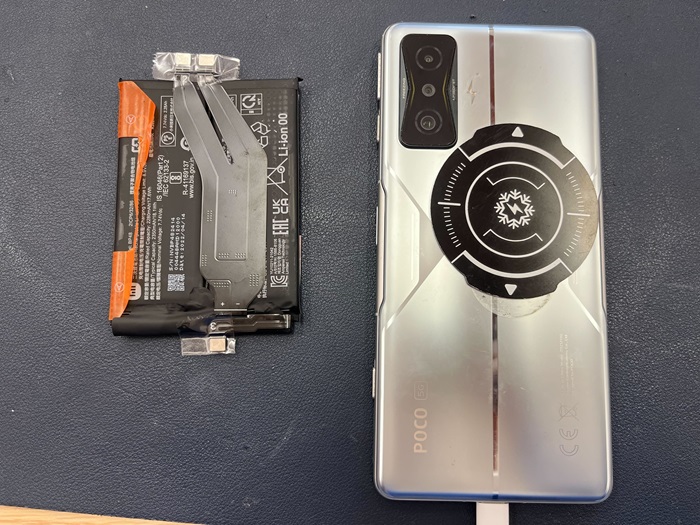 岡崎市】Xiaomi Poco F4 GT バッテリー交換 まちスマ岡崎店