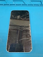 【豊橋市】iPhone14の画面割れ修理｜有機ELディスプレイも1時間で交換対応！【まちスマ豊橋店】