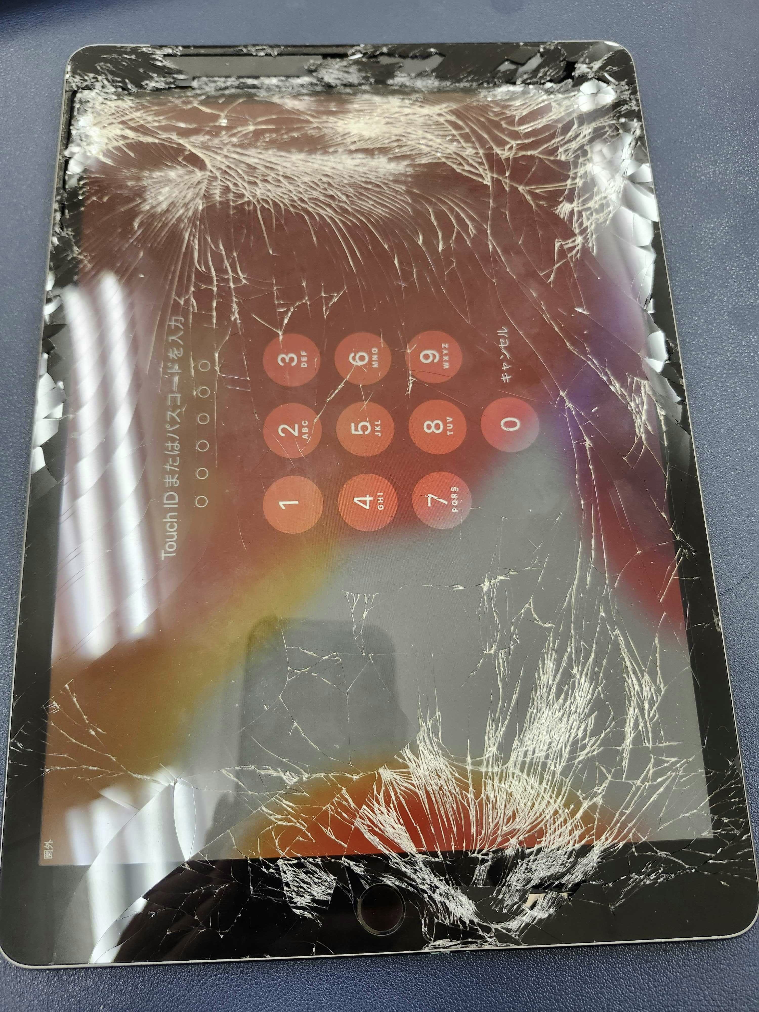 iPad第7世代　iPad　2019　修理　iPad修理　ガラス交換　バッテリー交換　豊川　豊橋　新城　蒲郡　湖西　浜松