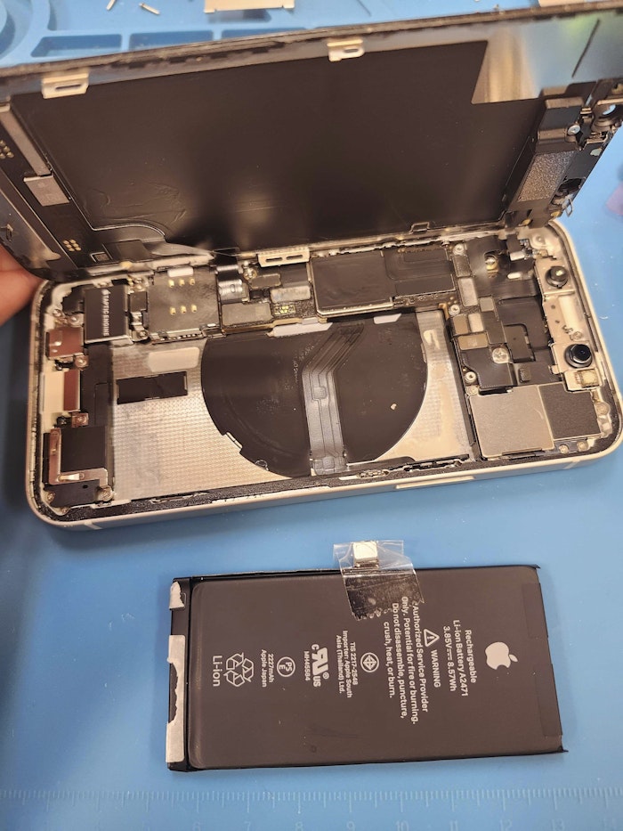 iPhone12mini　電池交換