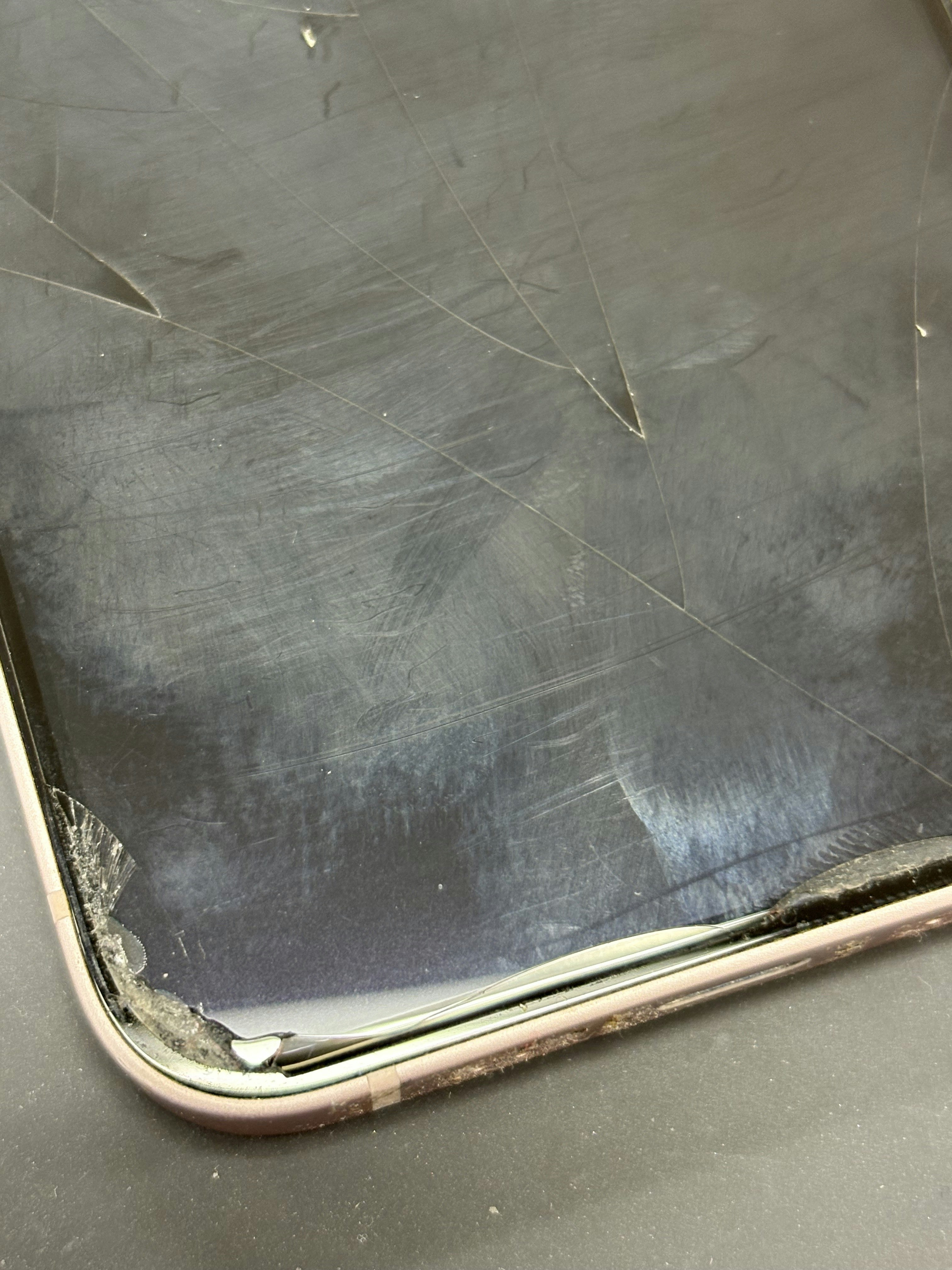 iPhone　アイフォン　修理　交換　春日井