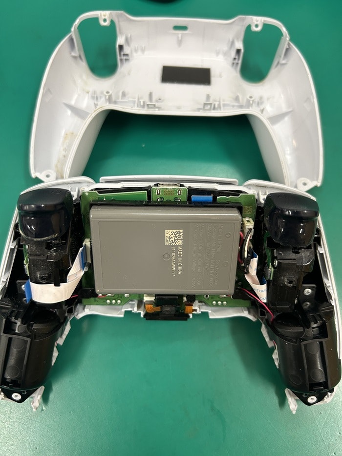 PS5　コントローラー　分解清掃　春日井市・高蔵寺・瀬戸市・尾張旭市・多治見市・長久手市・守山区その他名古屋