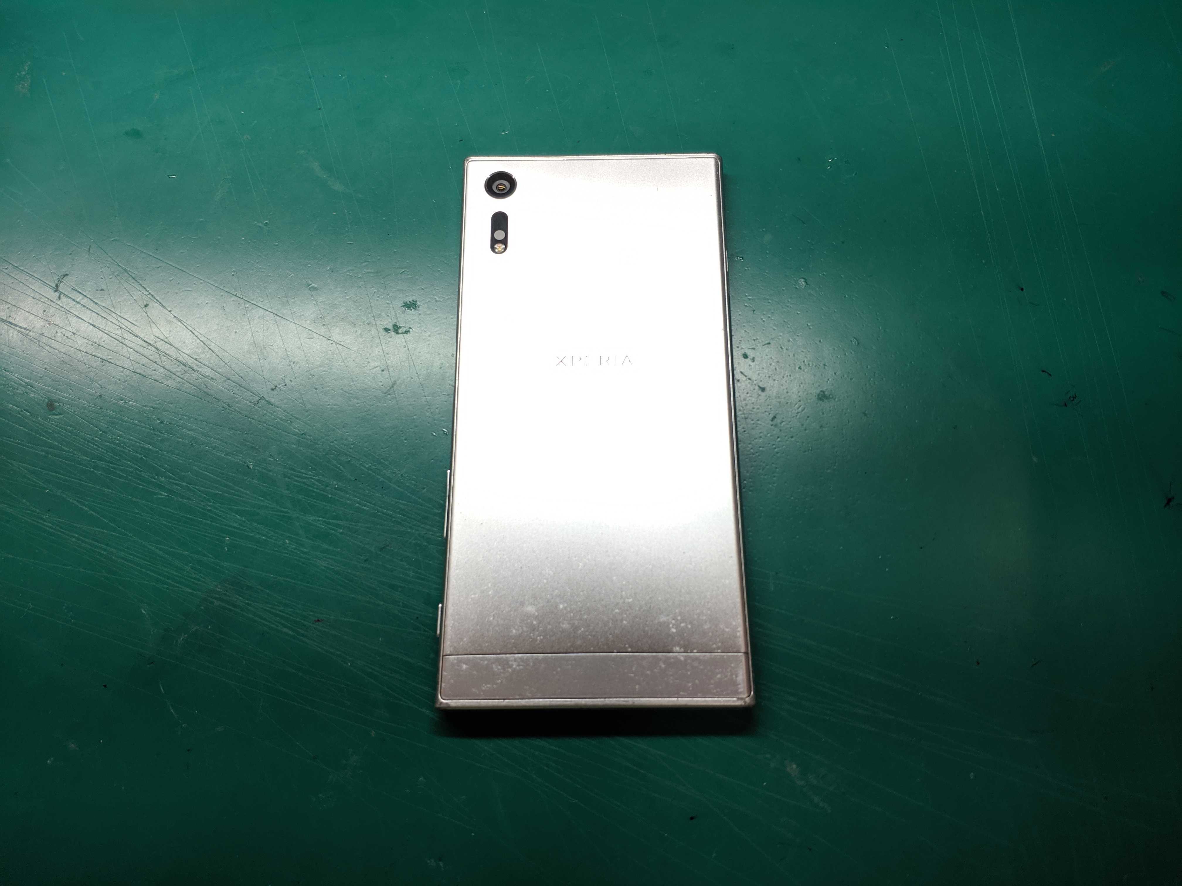 SIMフリー iPhone7 128GB バッテリー100％ ブラック