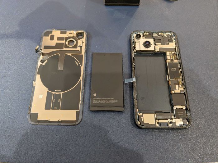iPhone14 バッテリー交換【鳥栖市からご来店】 | iPhone修理