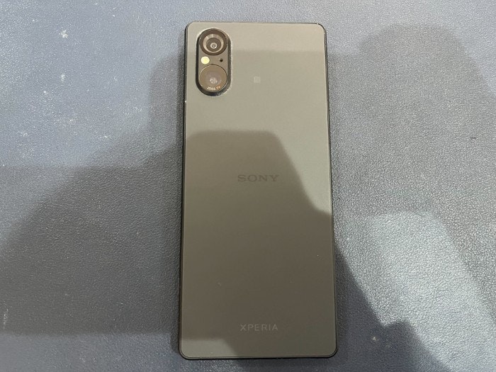 Xperia 5V Xperia エクペリア Android アンドロイド 充電できない 充電不良