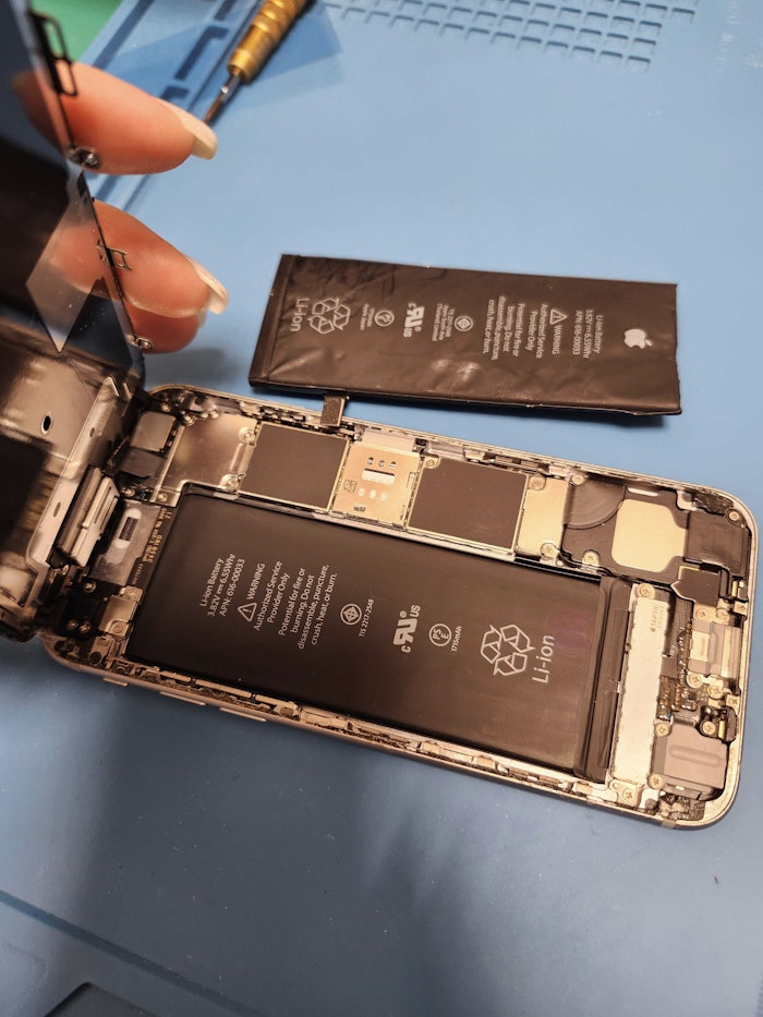 iPhone6s 豊川 バッテリー交換