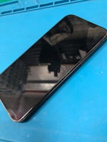 【豊橋市】iPhone12のバッテリー膨張で画面が浮いた！危険な状態も1時間で改善【まちスマ豊橋店】