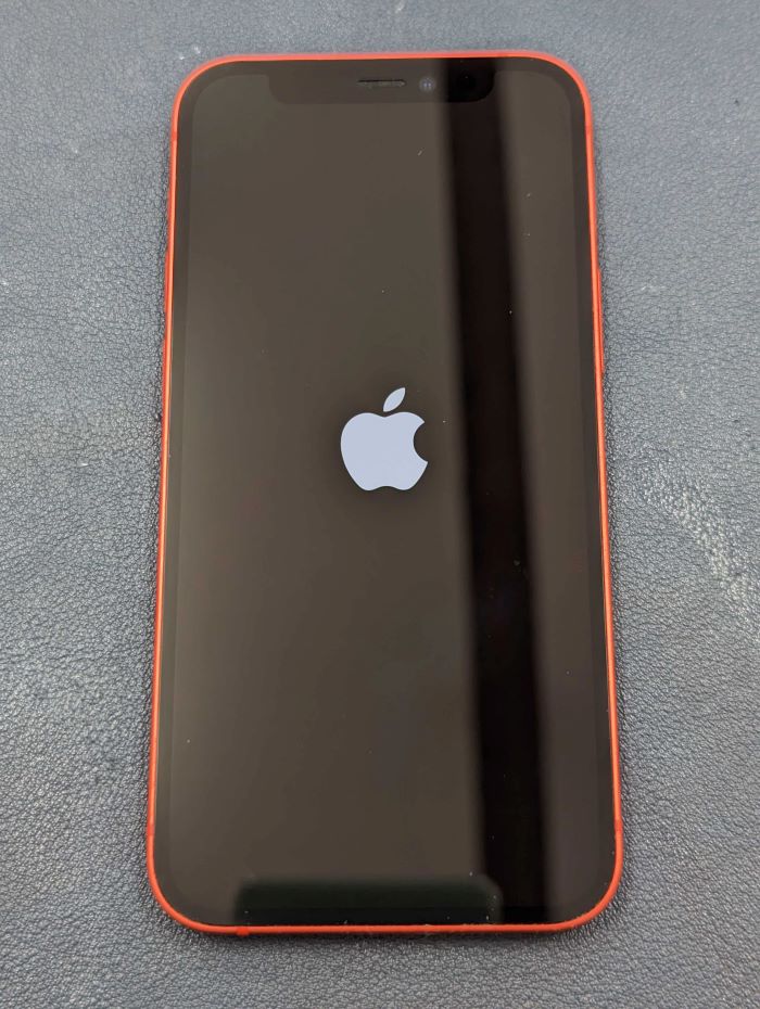 豊田市】iPhone12 リンゴループ修理 まちスマGAZA豊田店