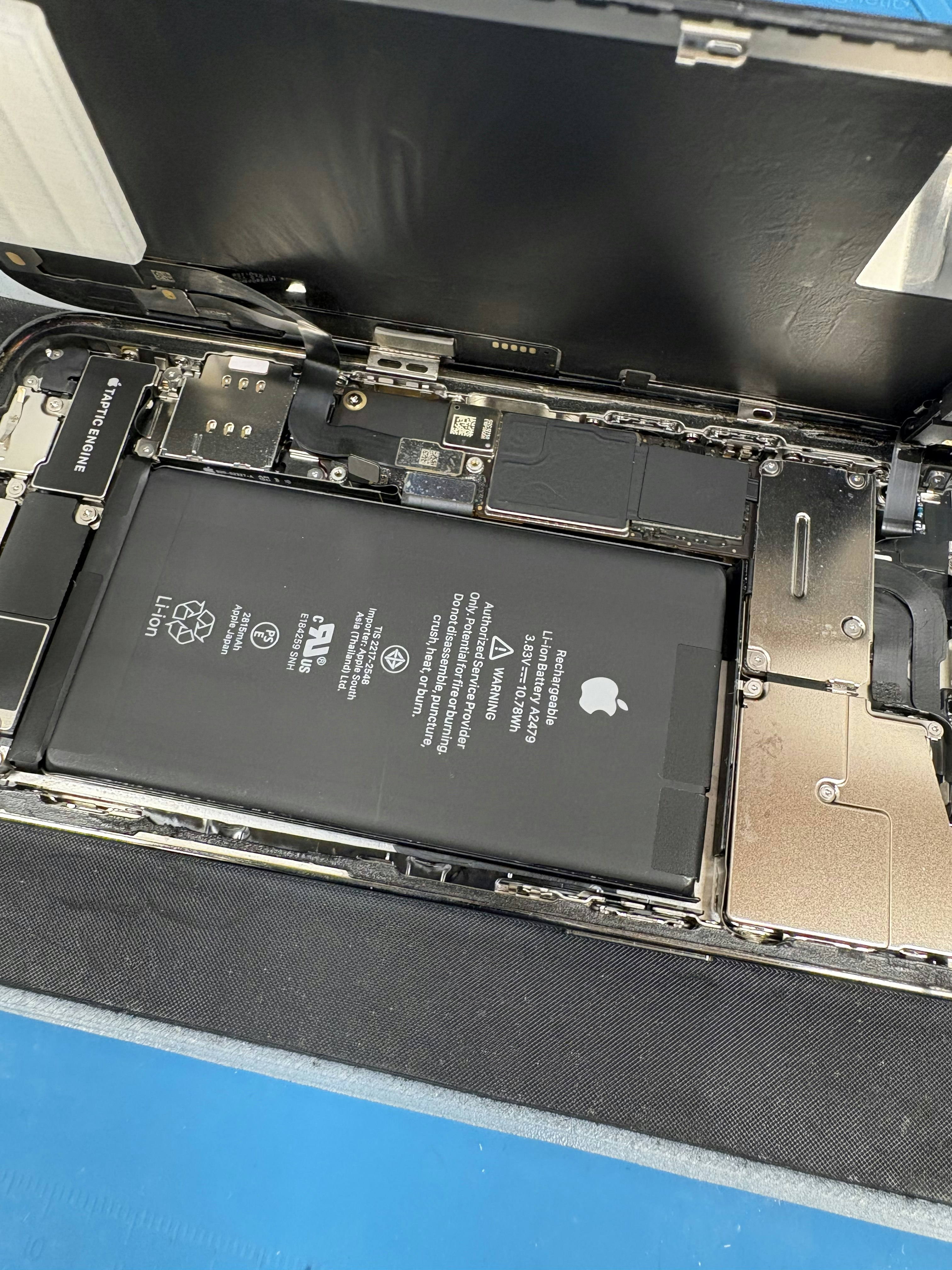 アウトカメラ交換　iPhone修理　即日