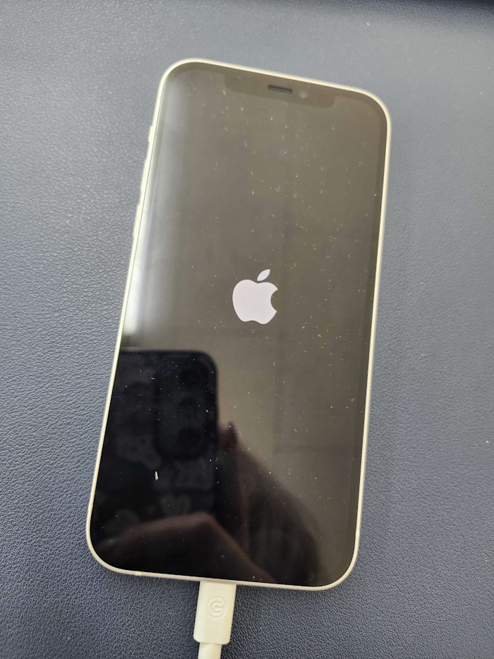iPhone　iphone12　リンゴループ　バッテリー交換