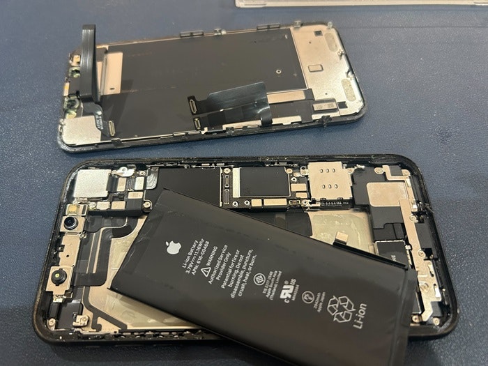 iPhoneXsMax　バッテリー交換　バッテリー修理　充電持ち悪い