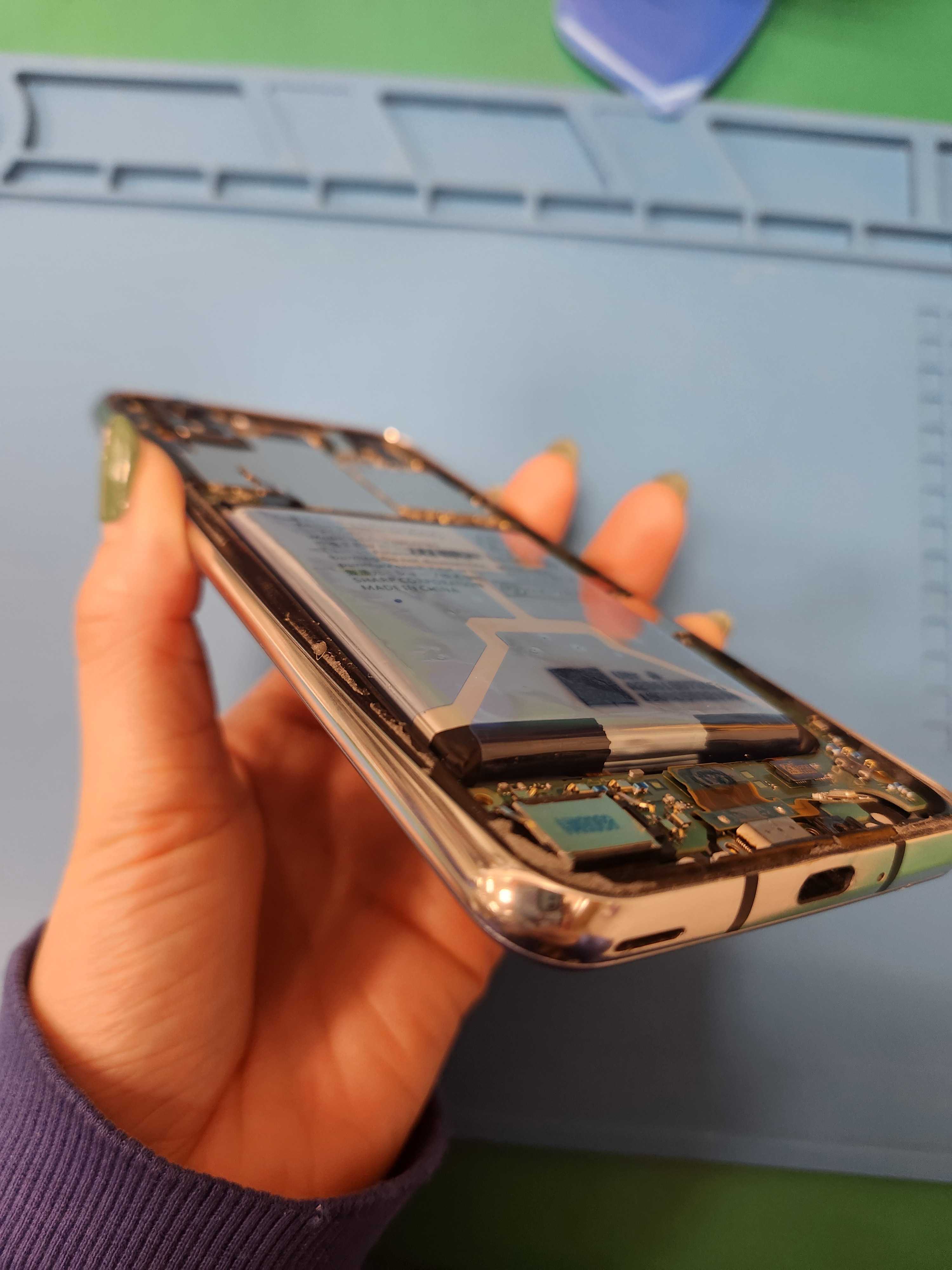 AQUOS　R2　バッテリー交換