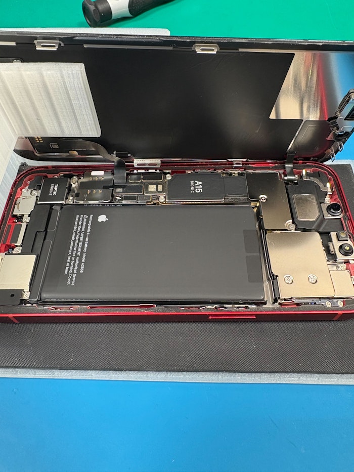 バッテリー交換　iPhone13　バッテリーの減り気になる