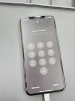 【豊川市】iPhone 11 Pro Maxの画面割れ修理｜ひび割れたディスプレイも当日60分で修理完了！