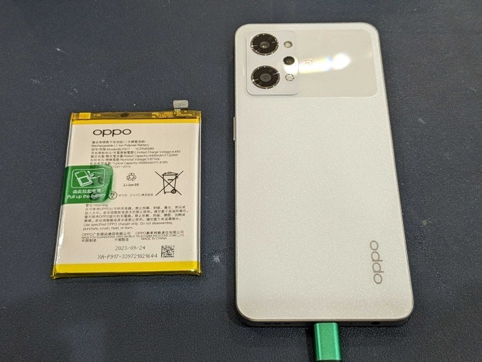 OPPO Reno 9a バッテリー　交換　減り早い　急激　交換