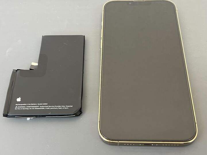 iPhone13proMax　バッテリー劣化　バッテリー交換　豊川　豊橋　新城　蒲郡　湖西　浜松