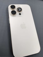 【豊川市】iPhone 16 Proのカメラレンズ割れを即日修理｜在庫あり・90分で完了