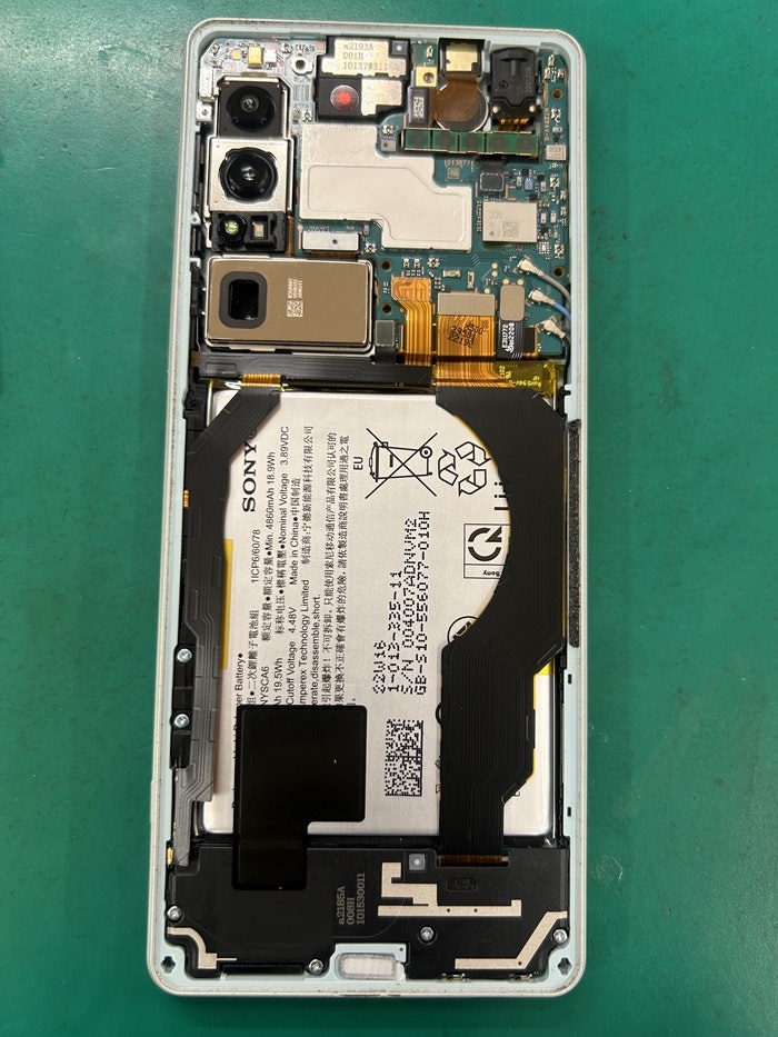 アンドロイド　スマホ修理　Android Xperia1Ⅳ　電池交換　春日井市・高蔵寺・瀬戸市・尾張旭市・多治見市・長久手市・守山区その他名古屋